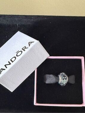 Butterfly Kisses* Spring 2014 Murano Charm